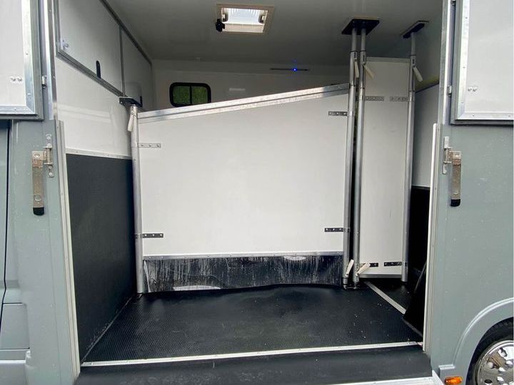 regent horseboxes south England custom built tailored horseboxes Hampshire Wiltshire Dorset Border